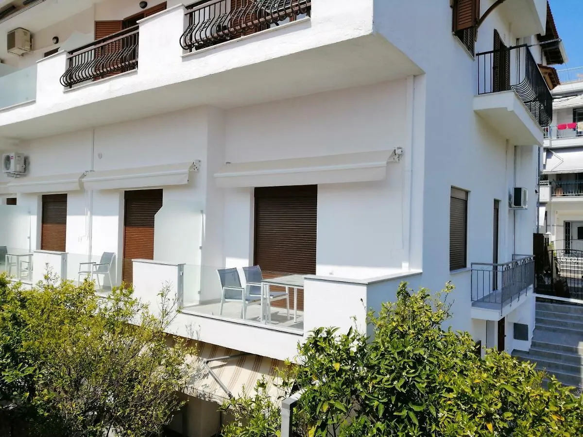 Valachis Central Studios Νέος Μαρμαράς